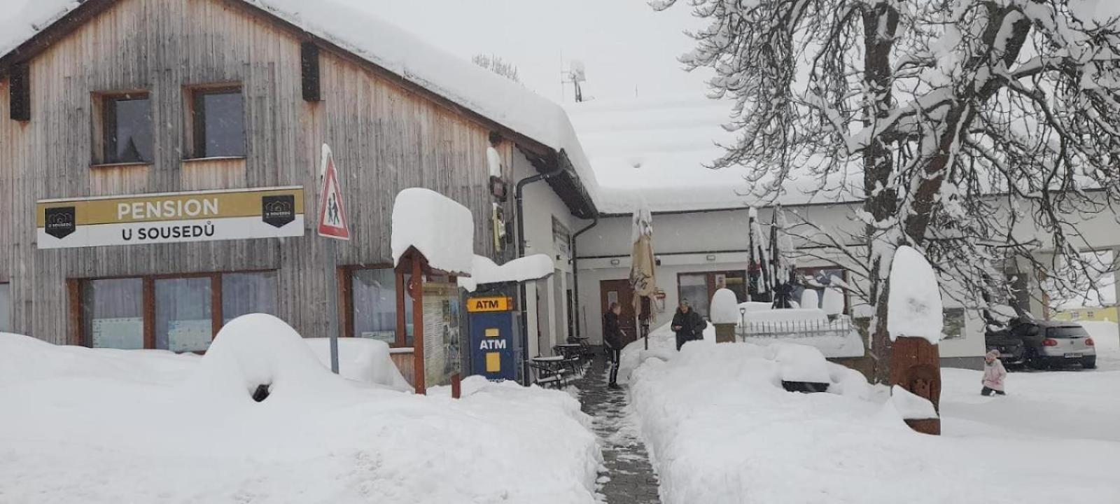 Penzion A Restaurace U Sousedu Strazny Esterno foto