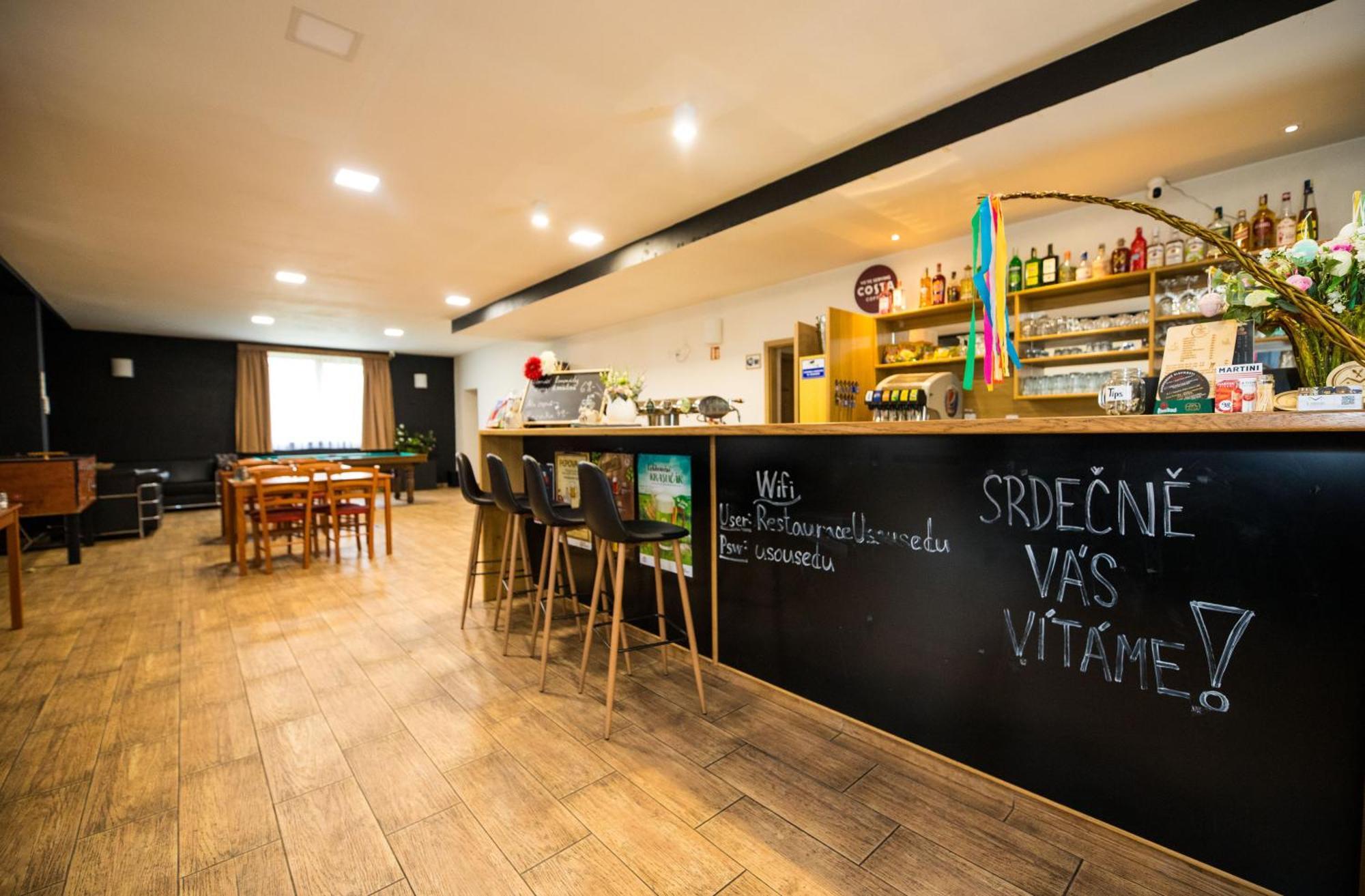 Penzion A Restaurace U Sousedu Strazny Esterno foto