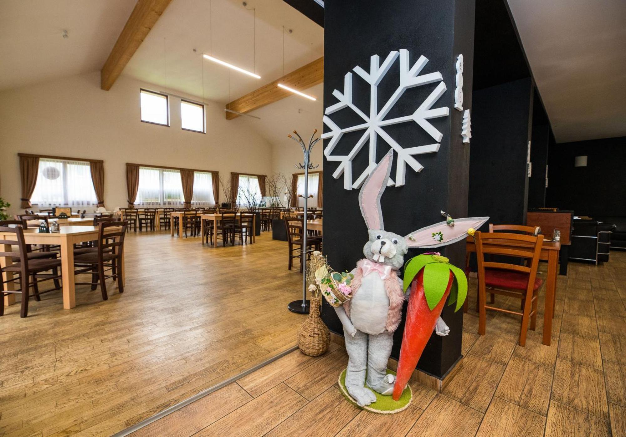 Penzion A Restaurace U Sousedu Strazny Esterno foto